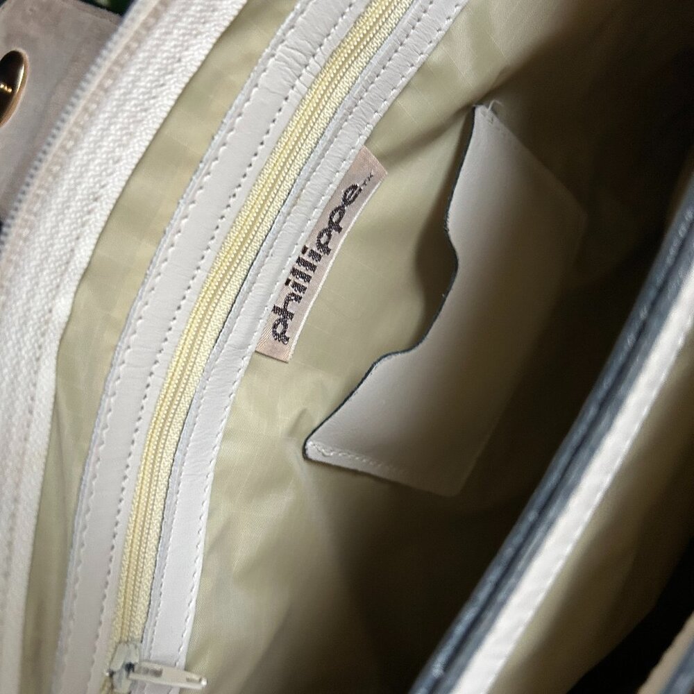 Phillippe Classic Travel Handbag - Picture 9 of 16